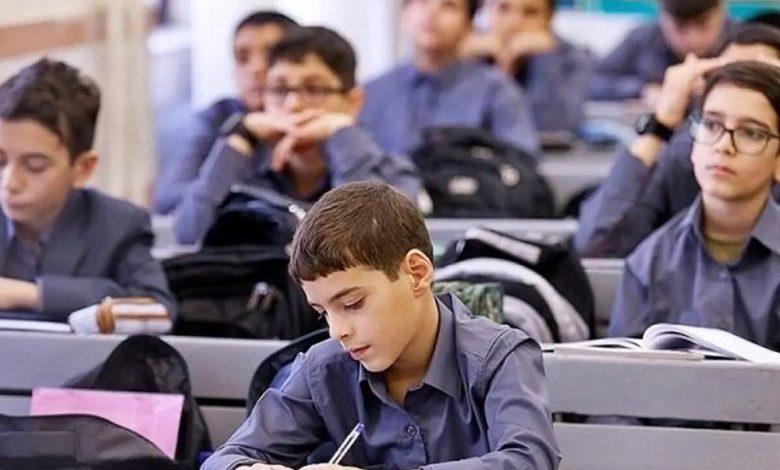 میانگین معدل دانشآموزان کل کشور بین ۹ تا ۱۲ است